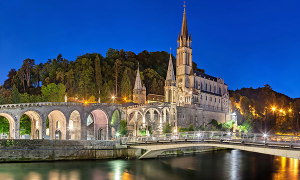 Noleggio autobus viaggi religiosi Bergamo